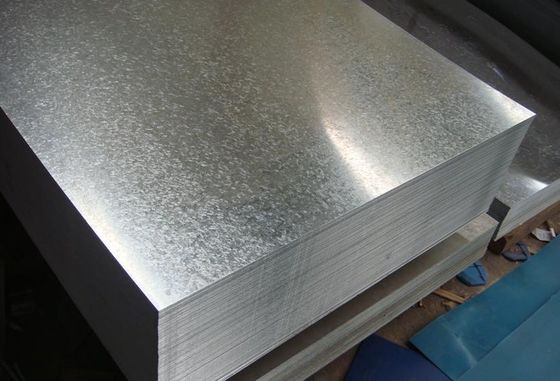 acheter ASTM A653 DX51D Plaque d'acier galvanisé à chaud 0,15 ∼3,8 mm chromée Z60 ∼Z275 pour appareils et composants d'éclairage online manufacture